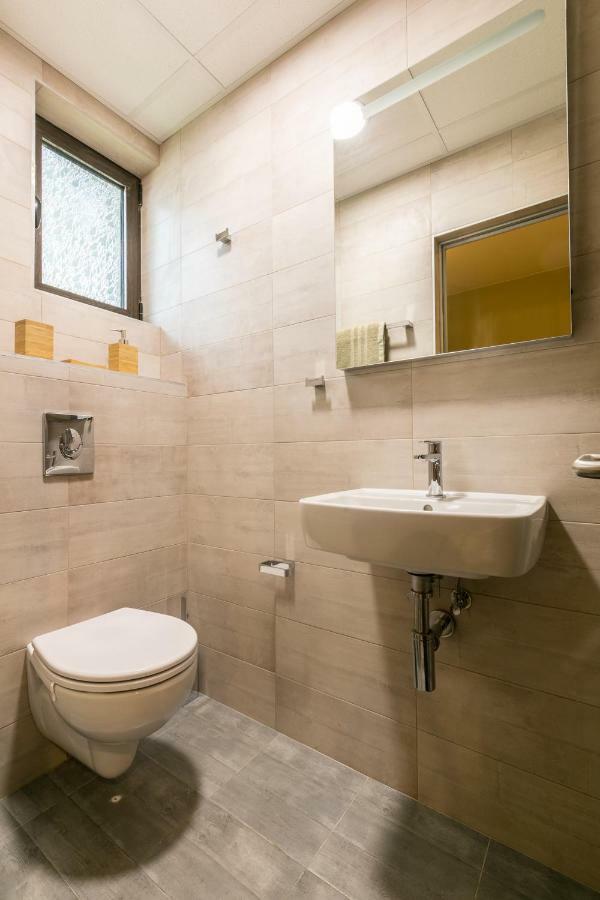 Este Apart - Top Center Sofia Bagian luar foto